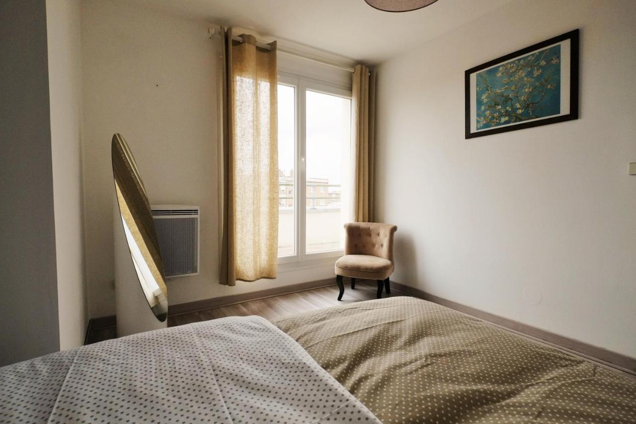 Apartmán 70 M2 Avec Balcons Et Parking Lille Exteriér fotografie